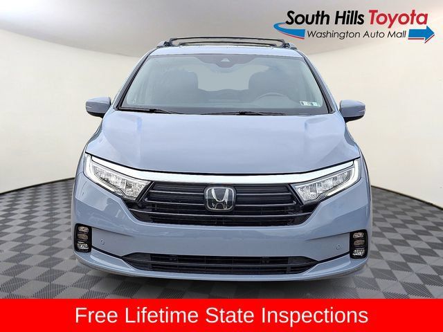 Used 2024 Honda Odyssey Touring image 2