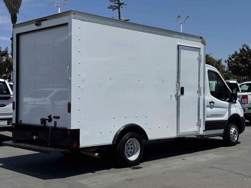 Used 2022 Ford Transit 350 DRW RWD image 6