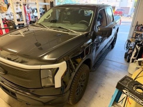 Used 2024 Ford F150 Lightning Flash image 4