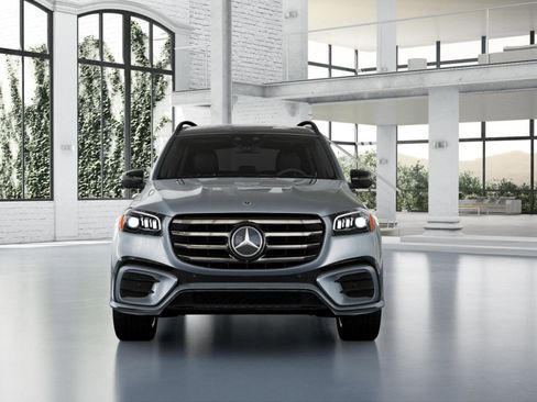 New 2026 Mercedes-Benz GLS 580 4MATIC image 5