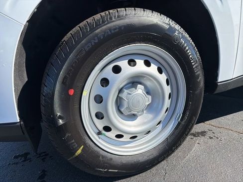 New 2026 Ford Maverick XL image 9