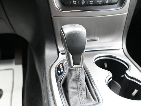 Used 2018 Jeep Grand Cherokee Limited AWD/4WD image 19