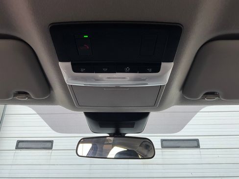 Used 2025 Nissan Sentra SV image 14