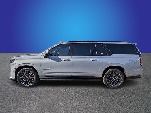 Certified 2024 Cadillac Escalade ESV V AWD/4WD image 2
