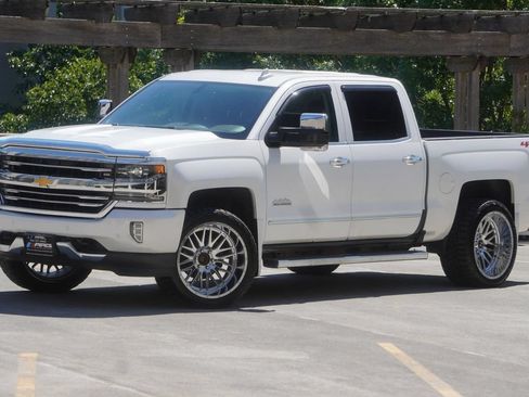Used 2016 Chevrolet Silverado 1500 High Country AWD/4WD image 2