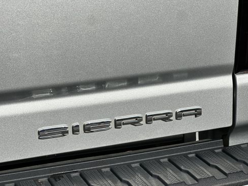 Used 2022 GMC Sierra 3500 Denali w/ Denali Ultimate Package image 27