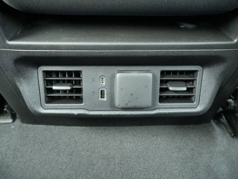 Used 2022 Chevrolet Silverado 1500 LT image 17