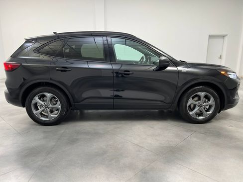 Used 2025 Ford Escape ST-Line image 8