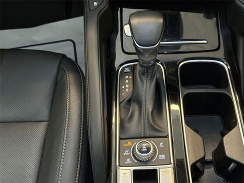 Used 2024 Kia Telluride EX w/ EX Captain's Chair Package AWD/4WD image 21