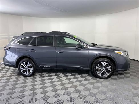 Used 2022 Subaru Outback Limited image 10