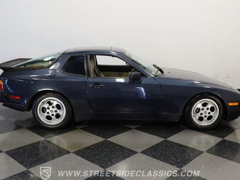 Used 1987 Porsche 944 Turbo image 12
