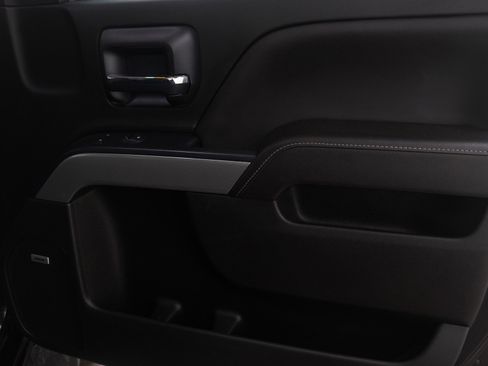 Used 2018 Chevrolet Silverado 2500 LT w/ All Star Edition image 9