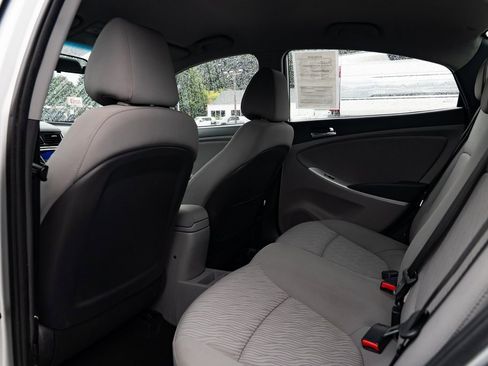 Used 2014 Hyundai Accent GLS w/ Option Group 2 image 20