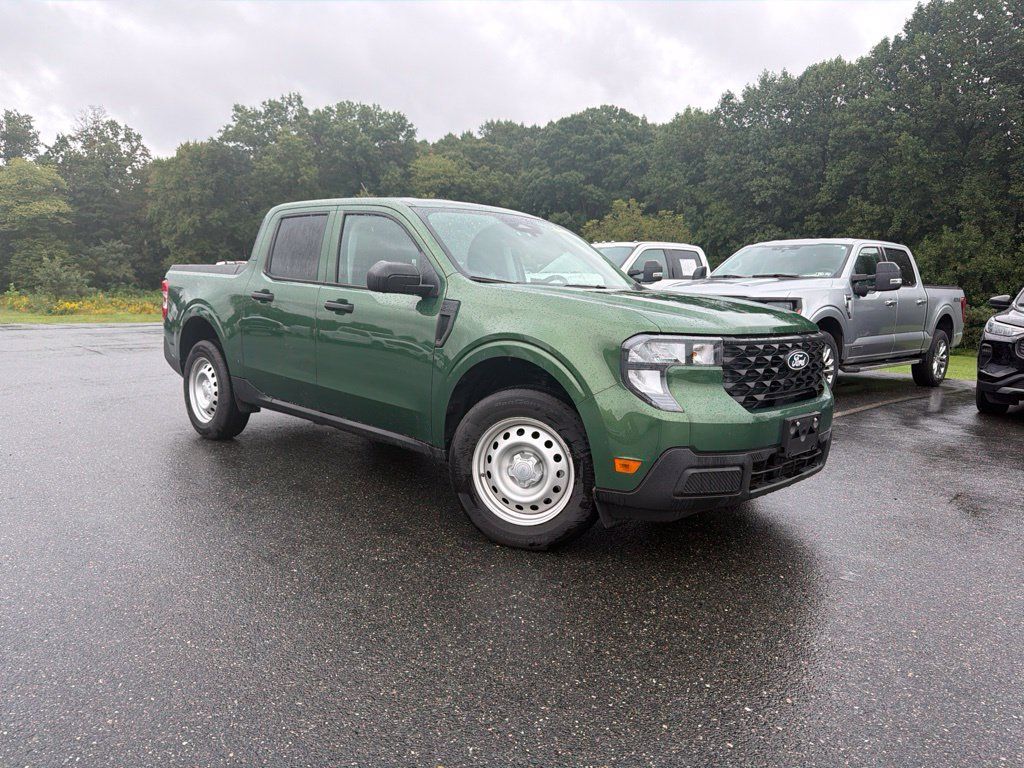 Used 2025 Ford Maverick XL w/ Equipment Group 101A AWD/4WD image 1