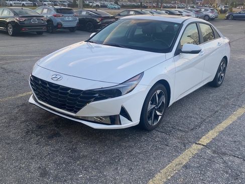 Used 2023 Hyundai Elantra Limited w/ Cargo Package image 1
