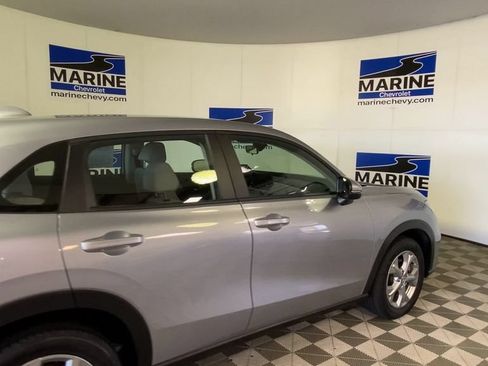 Used 2023 Honda HR-V LX image 2