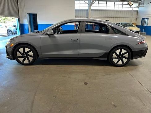 Used 2023 Hyundai Ioniq 6 SEL RWD image 6
