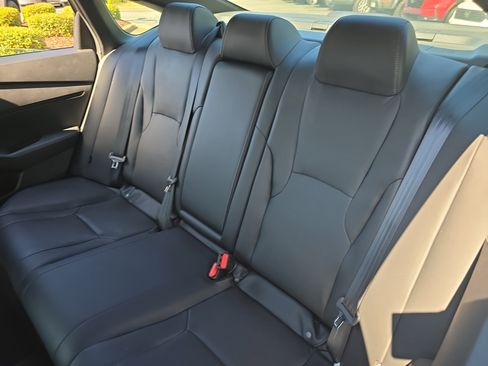 Used 2023 Honda Accord Sport image 14