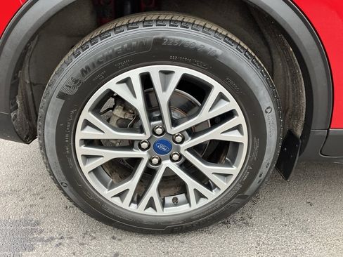 Used 2020 Ford Escape SEL image 10