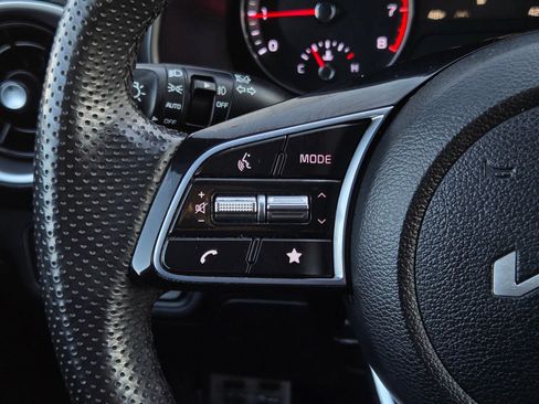 Used 2023 Kia Forte GT-Line image 21