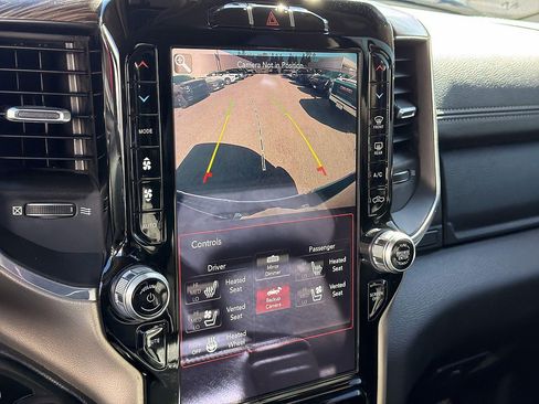 Used 2019 RAM 1500 Laramie RWD image 14