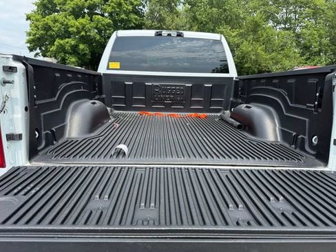 Used 2024 RAM 2500 Tradesman w/ Safety Group AWD/4WD image 6