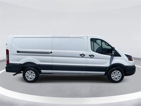 New 2025 Ford Transit 250 Low Roof image 3