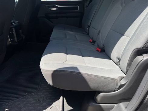 Used 2024 RAM 1500 Big Horn AWD/4WD image 7