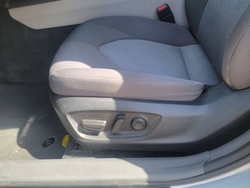 Used 2023 Toyota Camry LE FWD image 16