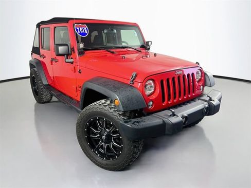 Used 2018 Jeep Wrangler Unlimited Sport S AWD/4WD image 2
