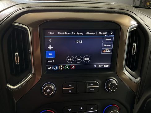 Used 2019 Chevrolet Silverado 1500 High Country w/ High Country Premium Package image 23