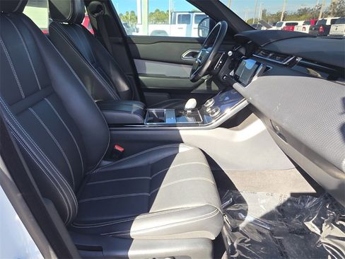 Used 2021 Land Rover Range Rover Velar R-Dynamic S image 10
