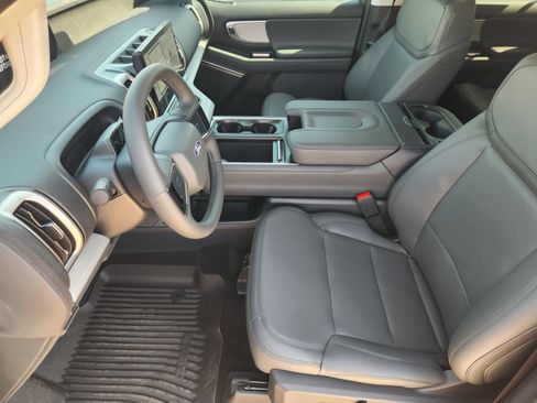 New 2027 Ford Expedition Active RWD image 12