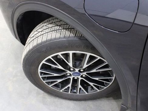 Used 2021 Ford Escape SEL image 40