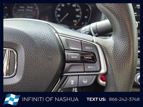 Used 2018 Honda Accord LX image 27