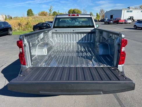 New 2026 Chevrolet Silverado 1500 W/T image 25