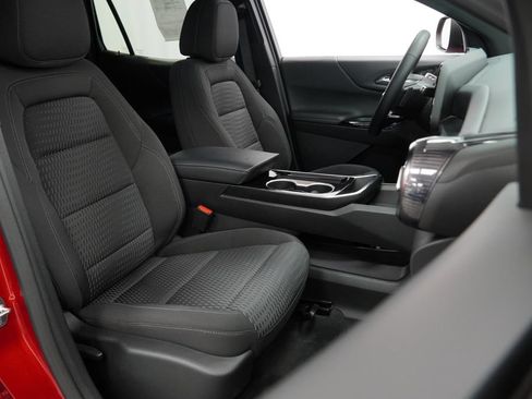 Certified 2025 Chevrolet Equinox LT w/ Safety and Technology Package AWD/4WD image 29