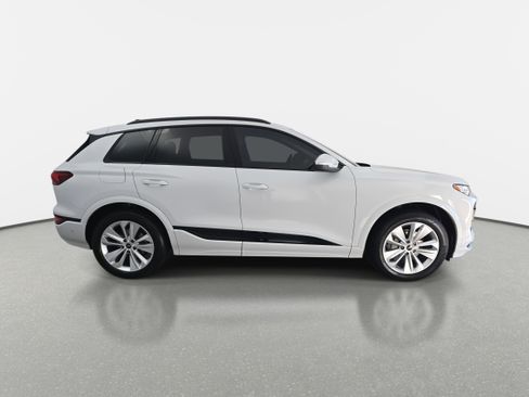 Used 2025 Audi Q6 e-tron Premium Plus w/ Premium Plus image 4