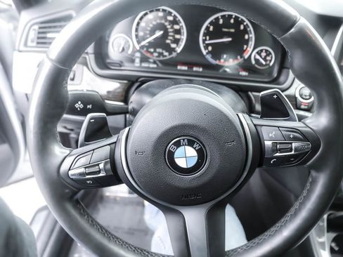 Used 2016 BMW 535i xDrive Sedan w/ M Sport AWD/4WD image 18