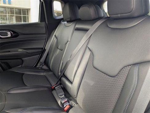 New 2026 Jeep Compass Latitude image 27