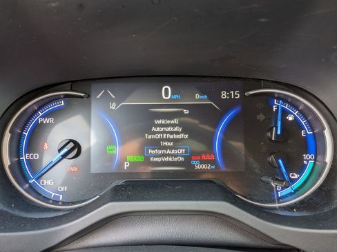 Used 2023 Toyota RAV4 SE w/ Weather & Moonroof Package image 39