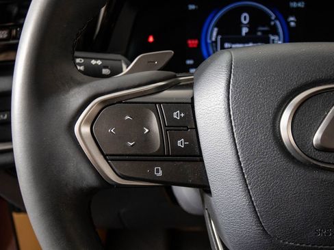 Used 2024 Lexus RZ 300e Premium w/ Technology Package image 20