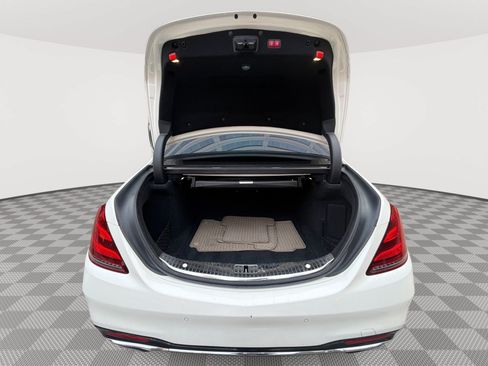 Used 2018 Mercedes-Benz S 560 4MATIC Sedan image 21