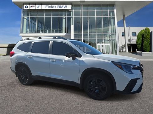 Used 2023 Subaru Ascent Onyx Edition Limited image 1