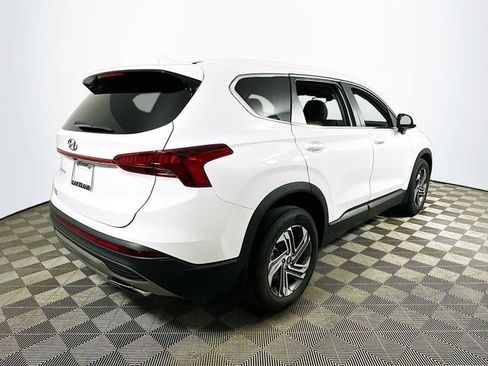 Used 2023 Hyundai Santa Fe SE image 3
