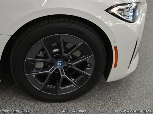 Used 2023 BMW i4 eDrive40 w/ Premium Package image 43