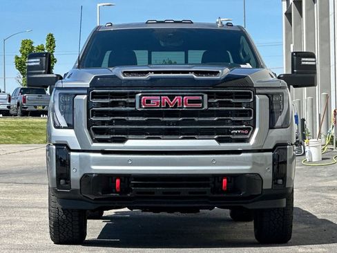 New 2026 GMC Sierra 2500 AT4 w/ AT4 Premium Plus Package AWD/4WD image 9