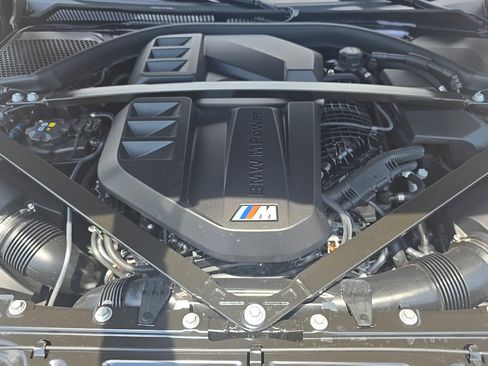 Used 2027 BMW M4 Competition RWD image 13