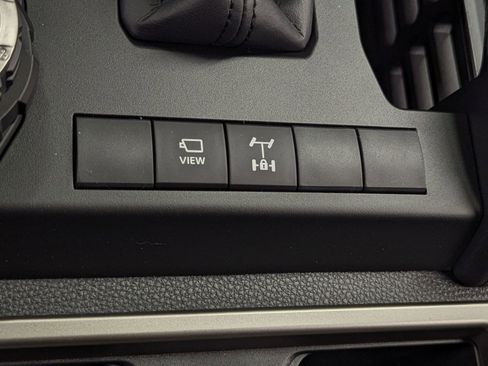 New 2025 Toyota 4Runner 4WD image 34