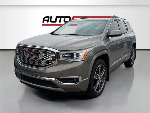 Used 2019 GMC Acadia Denali w/ Technology Package image 3